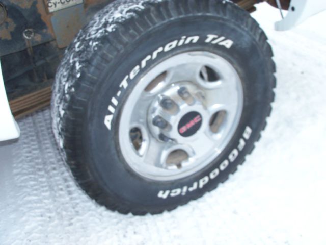 GMC Sierra 2500 2004 photo 2