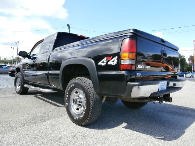 GMC Sierra 2500 2004 photo 10