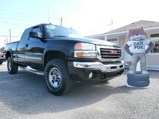 GMC Sierra 2500 2004 photo 2