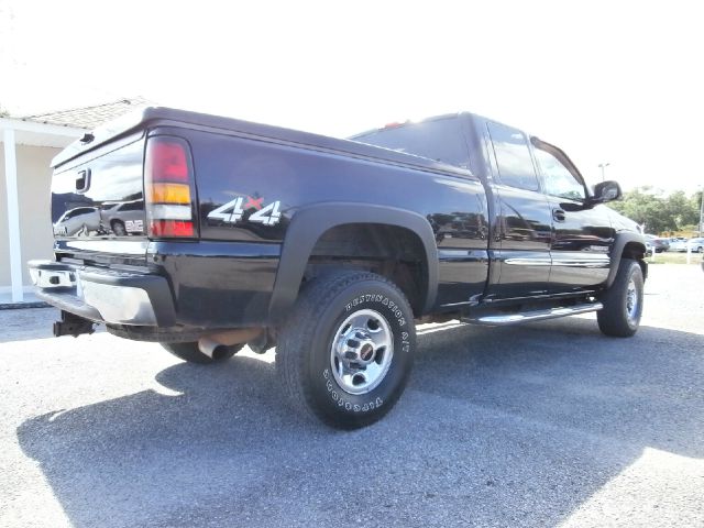 GMC Sierra 2500 2004 photo 9