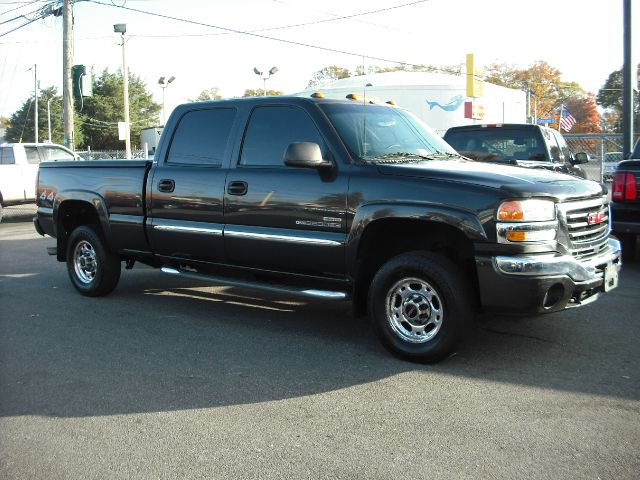 GMC Sierra 2500 2004 photo 4