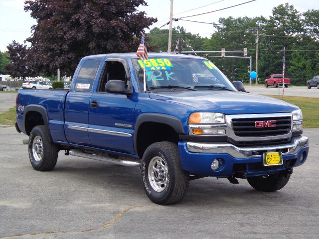 GMC Sierra 2500 2004 photo 1