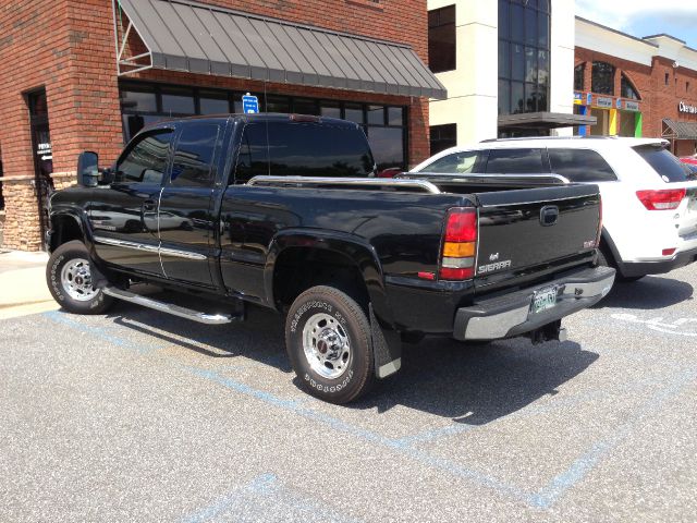 GMC Sierra 2500 2004 photo 4