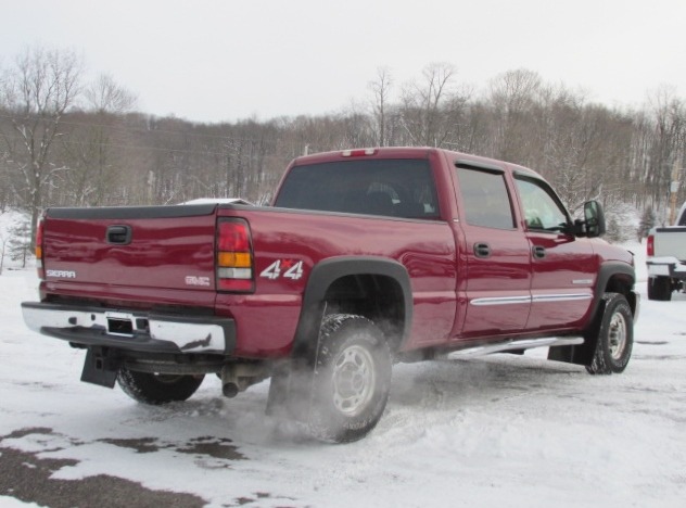 GMC Sierra 2500 2004 photo 2