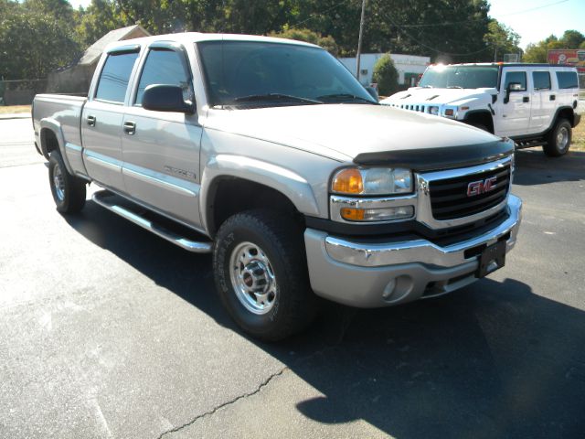 GMC Sierra 2500 2004 photo 3