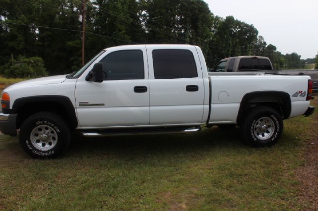 GMC Sierra 2500 2005 photo 2