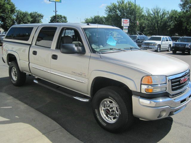 GMC Sierra 2500 2005 photo 3