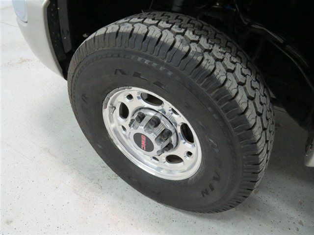 GMC Sierra 2500 2006 photo 1