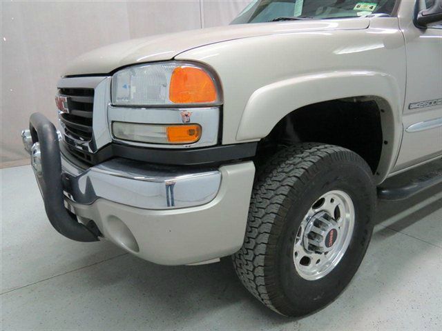 GMC Sierra 2500 2006 photo 15