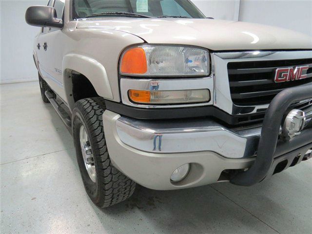 GMC Sierra 2500 2006 photo 16