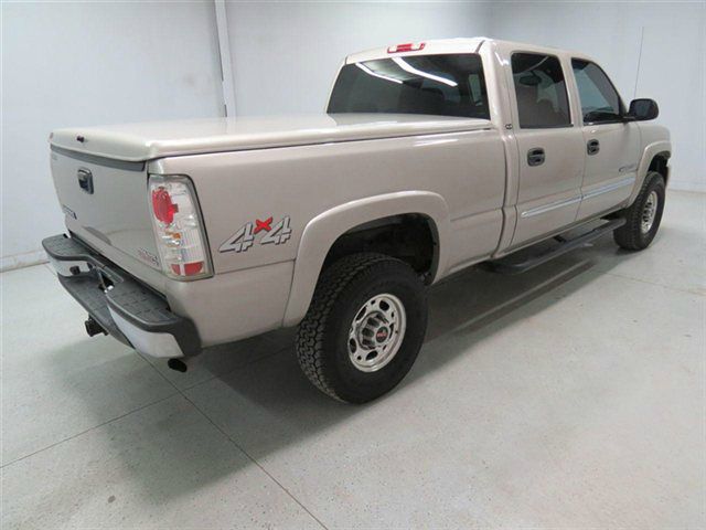 GMC Sierra 2500 2006 photo 2