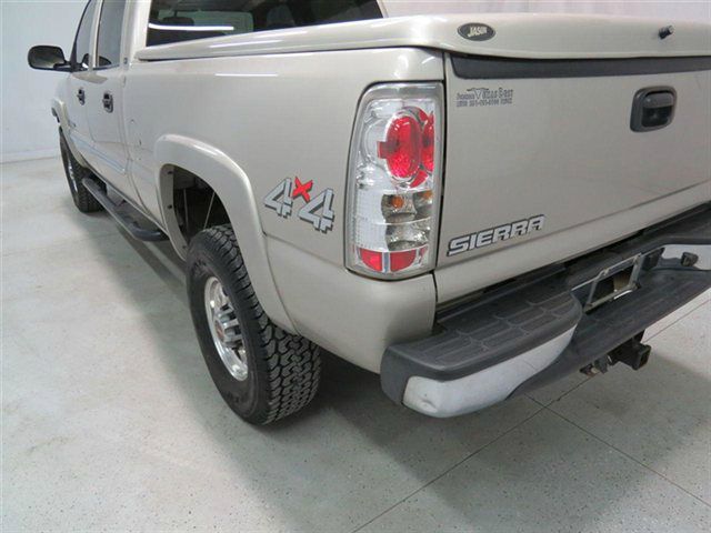 GMC Sierra 2500 2006 photo 4