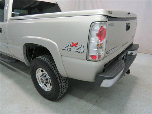 GMC Sierra 2500 2006 photo 5