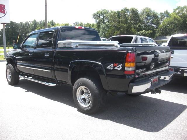 GMC Sierra 2500 2006 photo 1