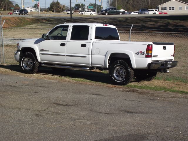 GMC Sierra 2500 2006 photo 1