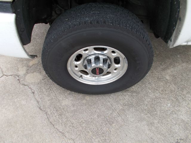 GMC Sierra 2500 2006 photo 1