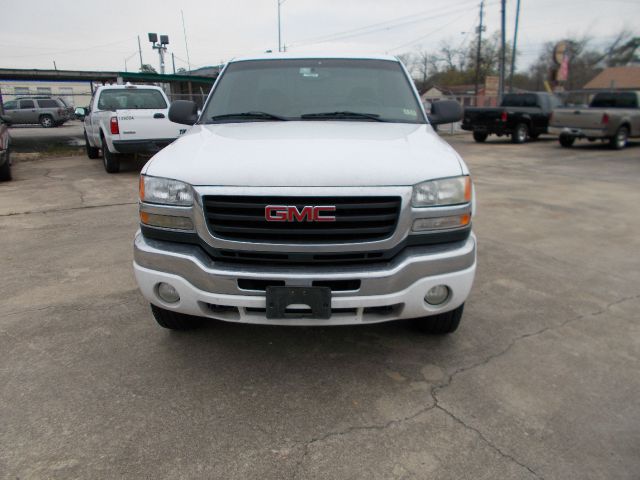 GMC Sierra 2500 2006 photo 4