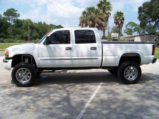 GMC Sierra 2500 2007 photo 2