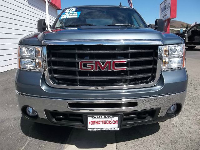 GMC Sierra 2500 2007 photo 3