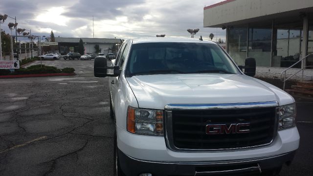GMC Sierra 2500 2008 photo 2