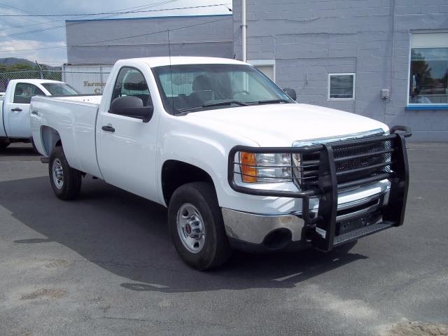 GMC Sierra 2500 Luggage Rack Pickup Truck