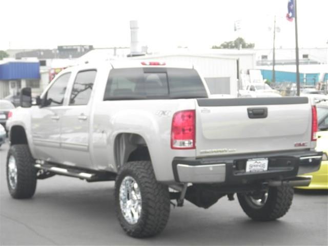 GMC Sierra 2500 2009 photo 0