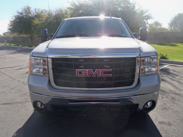 GMC Sierra 2500 Xe-v6 2X4 Pickup Truck