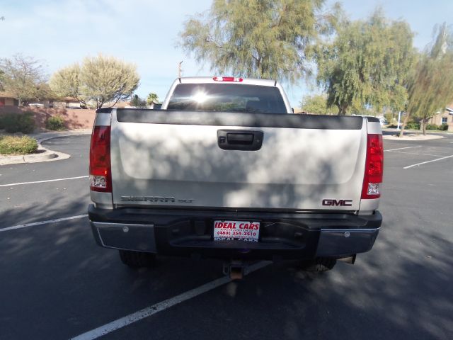 GMC Sierra 2500 2009 photo 2