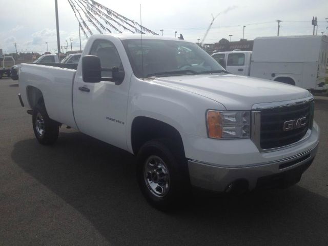 GMC Sierra 2500 2009 photo 2