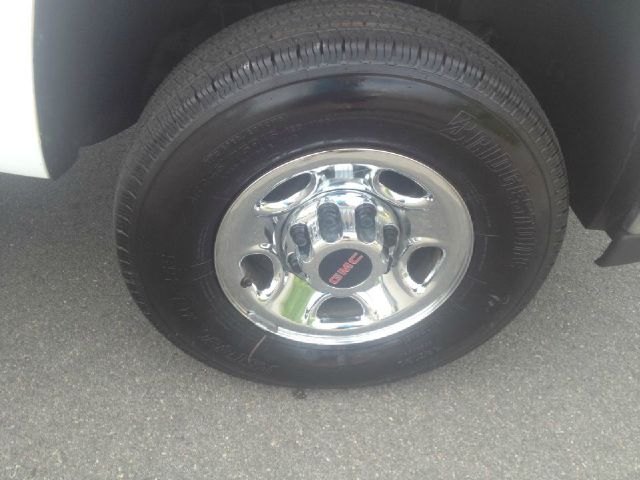 GMC Sierra 2500 2009 photo 6