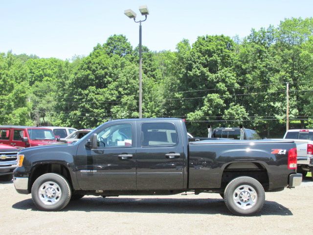 GMC Sierra 2500 2010 photo 3