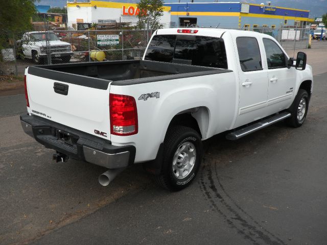 GMC Sierra 2500 2010 photo 3