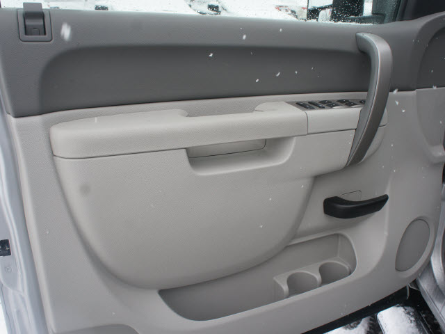 GMC Sierra 2500 2010 photo 3