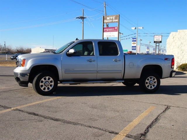 GMC Sierra 2500 2011 photo 4