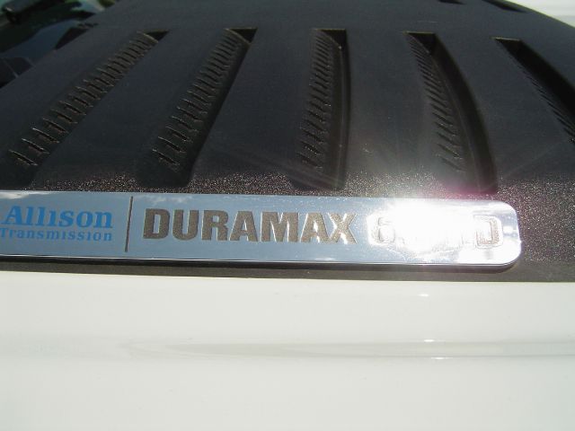 GMC Sierra 2500 2011 photo 2