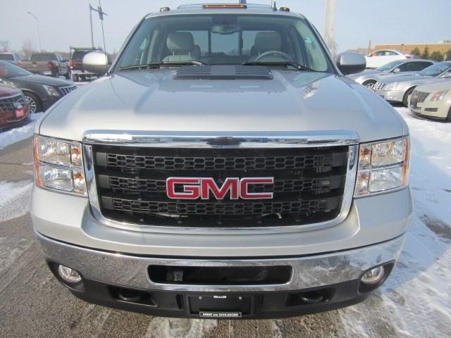 GMC Sierra 2500 2011 photo 3