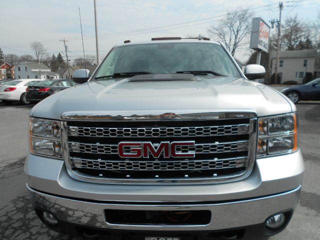 GMC Sierra 2500 2012 photo 1