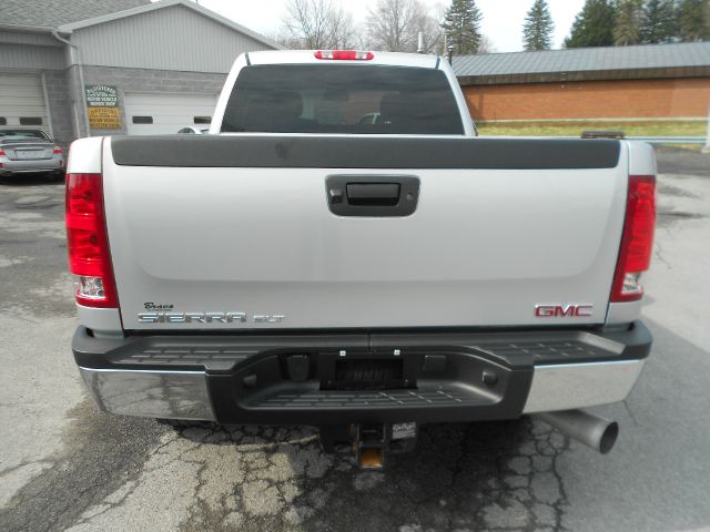 GMC Sierra 2500 2012 photo 3