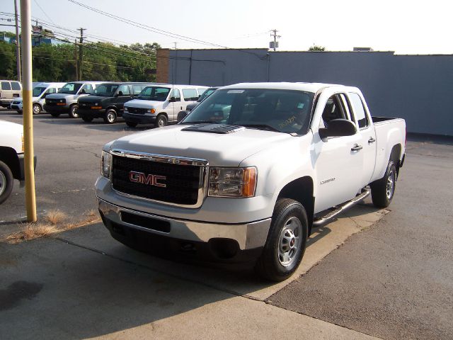 GMC Sierra 2500 2012 photo 4