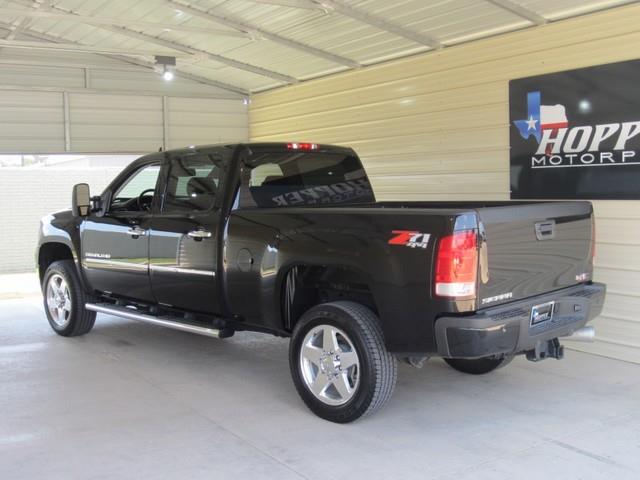 GMC Sierra 2500 2013 photo 2