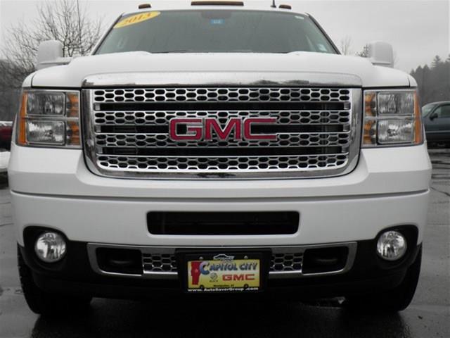 GMC Sierra 2500 2013 photo 1