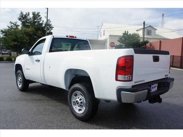 GMC Sierra 2500 2013 photo 2