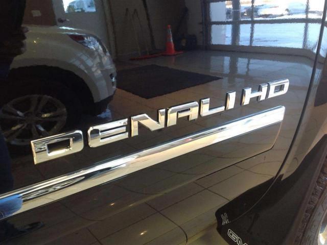 GMC Sierra 2500 2014 photo 1