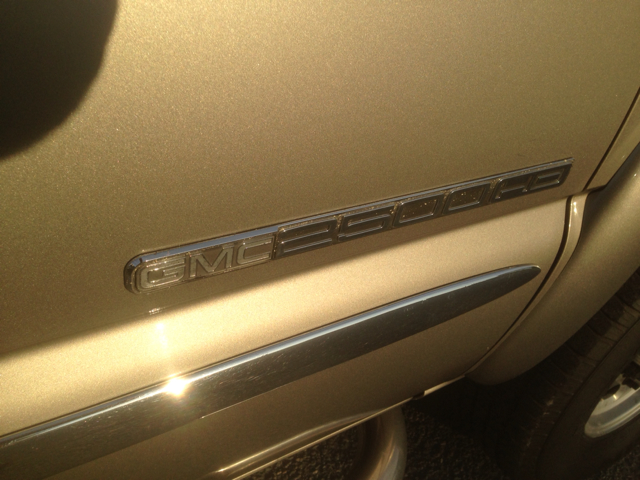 GMC Sierra 2500HD Standard 4X4 Hardtop Pickup Truck