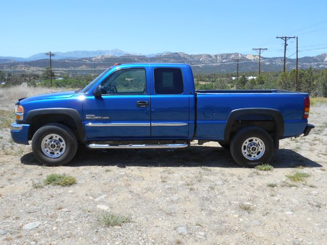 GMC Sierra 2500HD 2003 photo 3