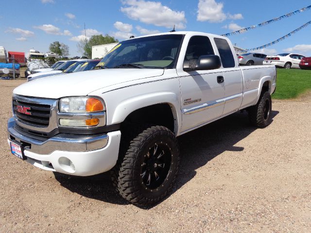 GMC Sierra 2500HD 2004 photo 4