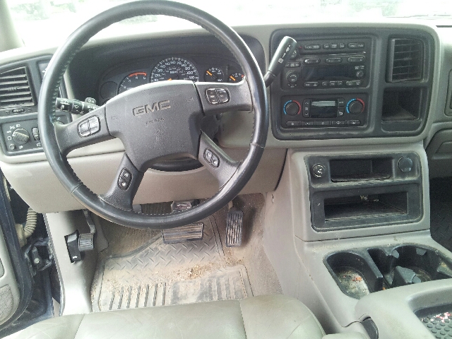 GMC Sierra 2500HD 2005 photo 2