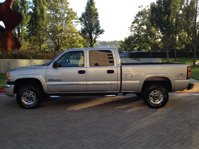 GMC Sierra 2500HD 2005 photo 3