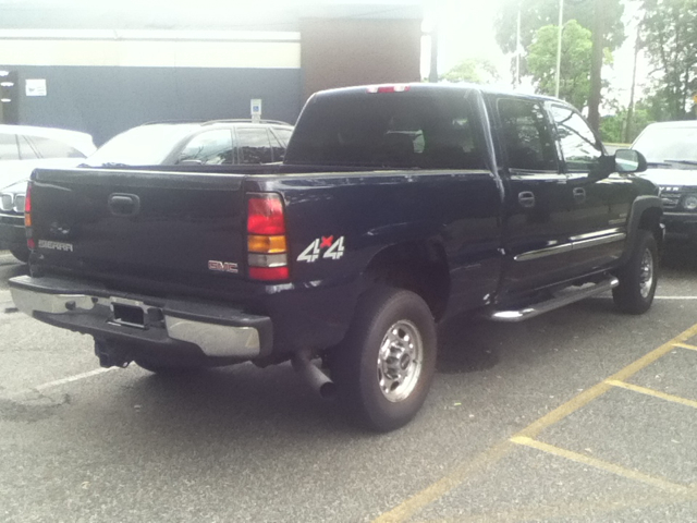 GMC Sierra 2500HD SE ZX4 Pickup Truck