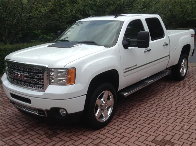 GMC Sierra 2500HD 2011 photo 4